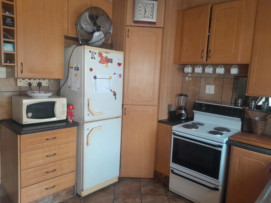 3 Bedroom Property for Sale in Oos Einde North West